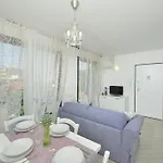 Ξενοδοχείο με διαμερίσματα Serenella