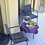 Serenella Ξενοδοχείο με διαμερίσματα 3*