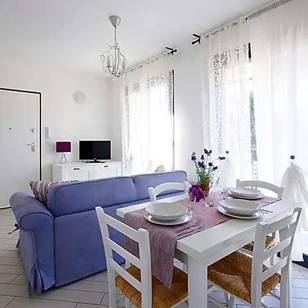 Residenza Serenella Aparthotel