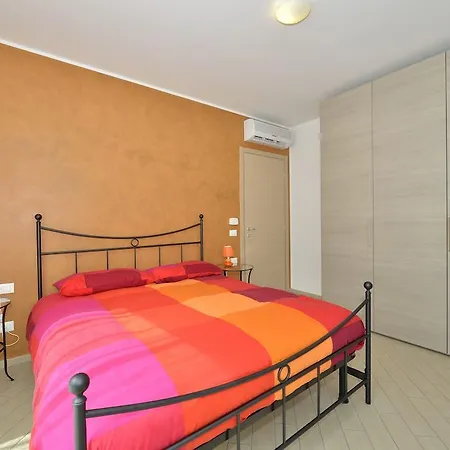 Aparthotel Serenella 3*