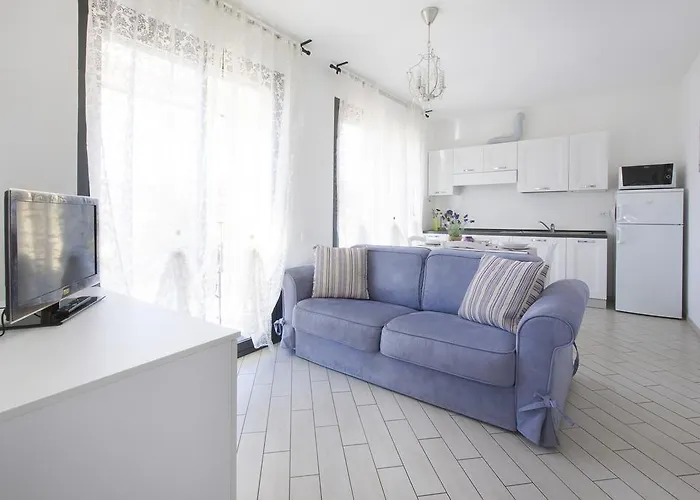 Aparthotel Serenella 3*